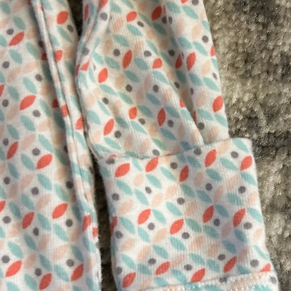 Circo & Carter’s Infant Sleep Gowns 0-3 Months - Picture 11 of 16